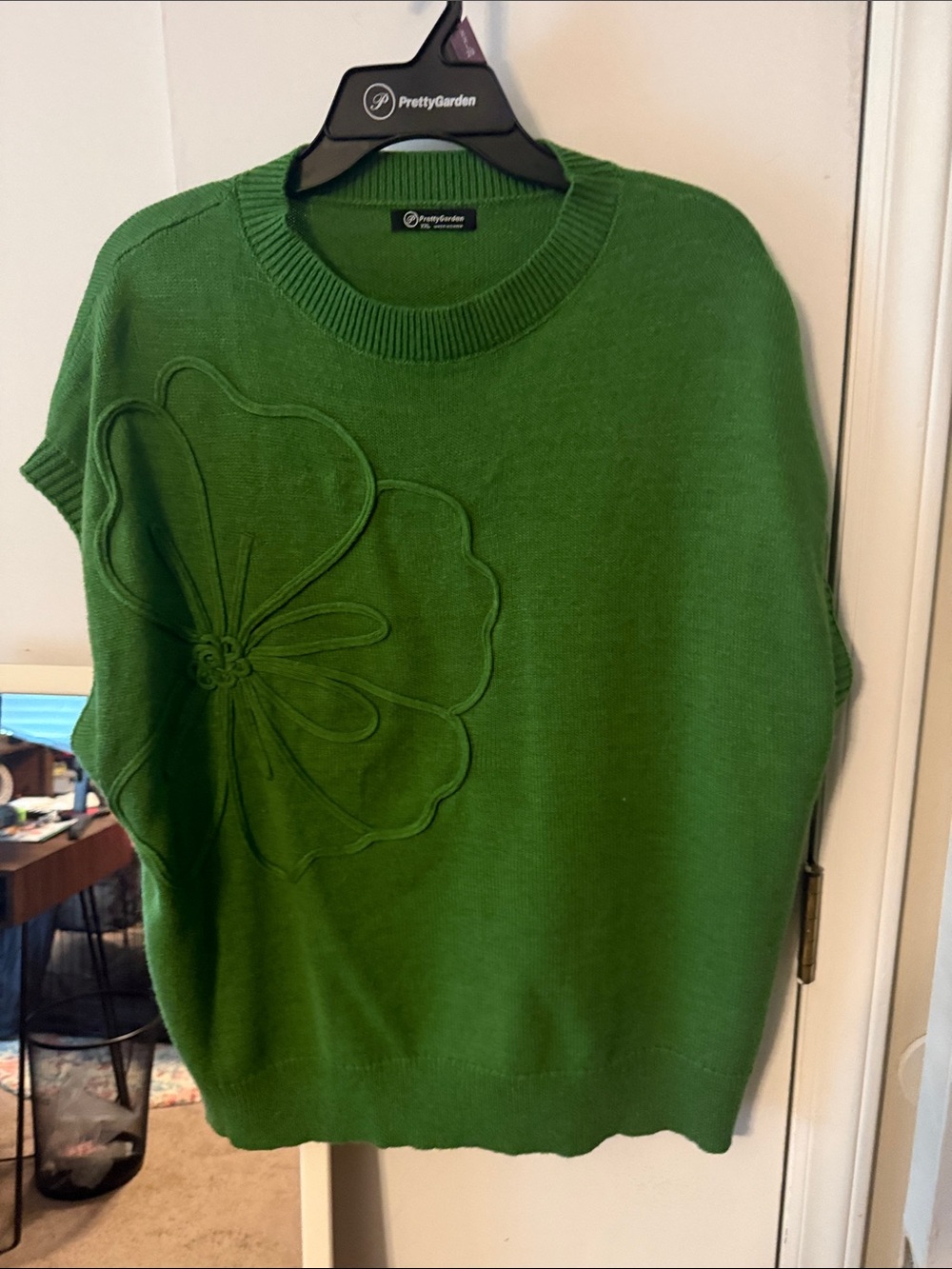 PrettyGarden Green Floral Appliqué Crewneck Sweater